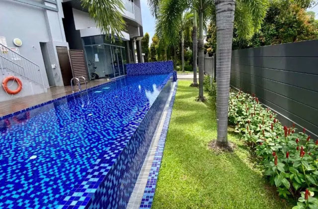 单间出租 • 博物馆 •  Suites @ Topaz • S$1588 • 住宅公寓 • 普通房