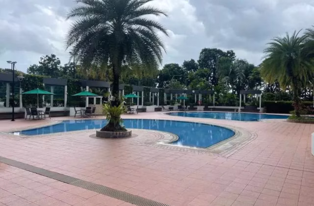 单间出租 • 梧槽 •  Orchid Park Condominium • S$820 • 共管公寓 • 普通房