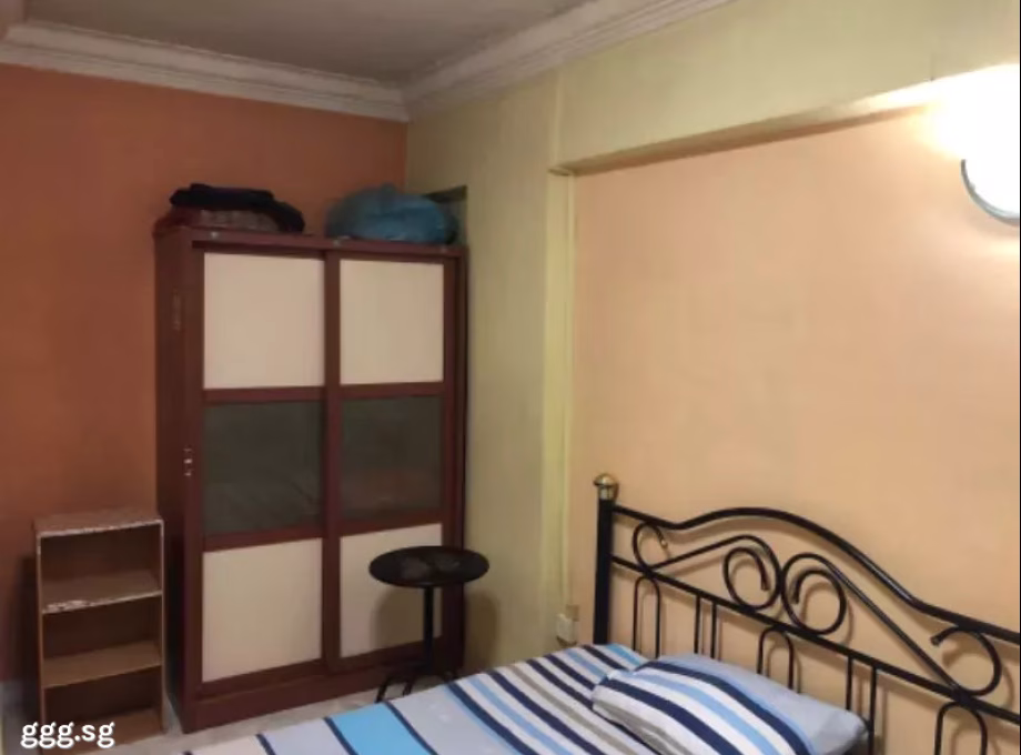 单间出租 • 义顺 • 750 Yishun Street 72 • S$740 • 4房(3臥室) • 普通房 照片