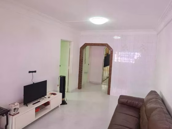 整套出租 • 红山 • 128 Pending Road • S$3200 • 3房(2臥室) • 786ft² / 73m² 照片