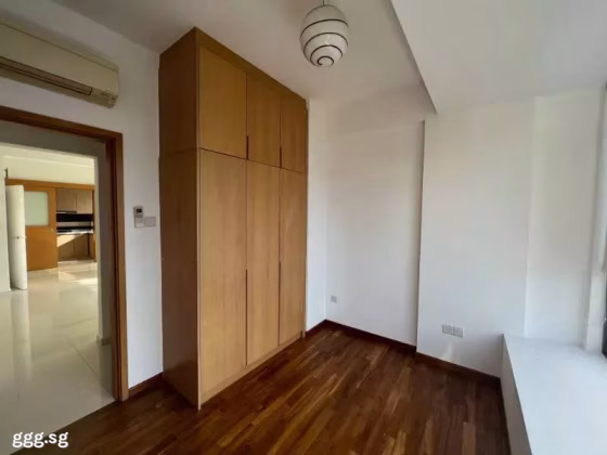 单间出租 • 新邦 •  Sea Avenue Residences • S$3000 • 住宅公寓 • 主人房 照片