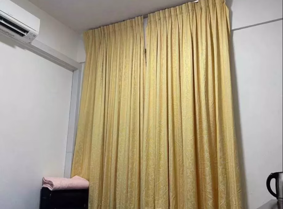 单间出租 • 欧南 •  Canberlin Apartments • S$1500 • 住宅公寓 • 主人房 照片