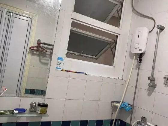 单间出租 • 欧南 •  Canberlin Apartments • S$1400 • 住宅公寓 • 普通房 照片
