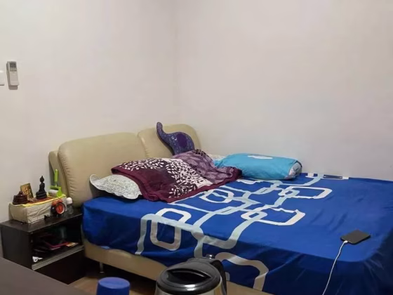 单间出租 • 欧南 •  Canberlin Apartments • S$1400 • 住宅公寓 • 普通房 照片