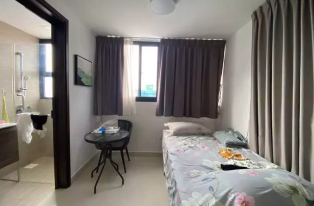 单间出租 • 欧南 •  Guillemard Suites • S$2200 • 住宅公寓 • 主人房