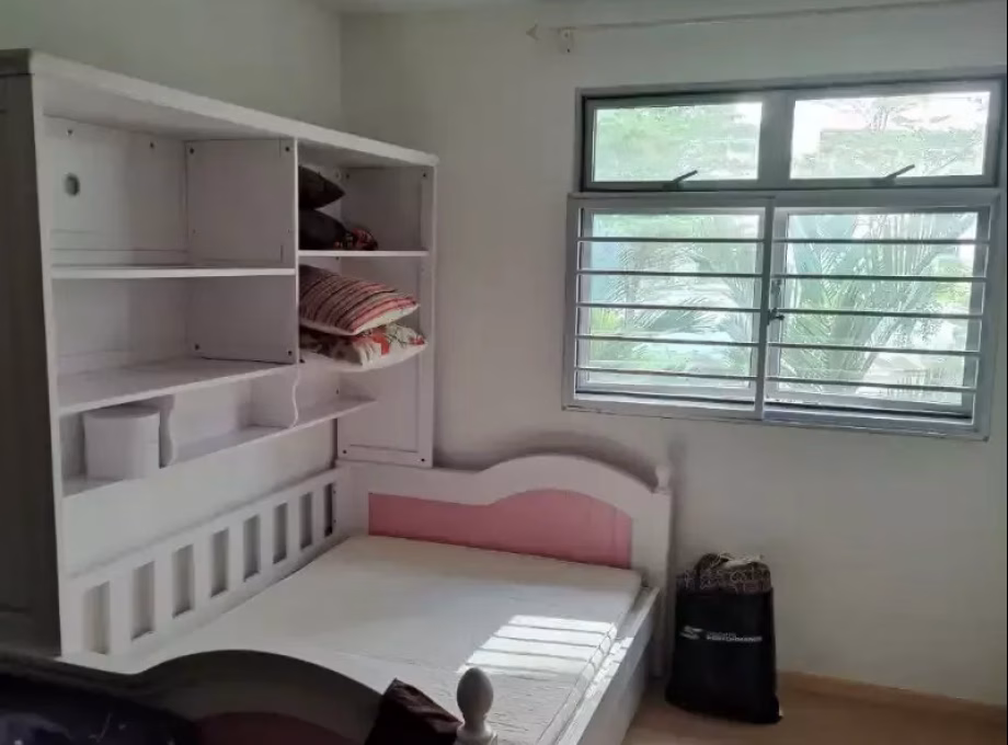 单间出租 • 芽笼 • 815B Choa Chu Kang Avenue 7 • S$1200 • 3房(2臥室) • 普通房 照片