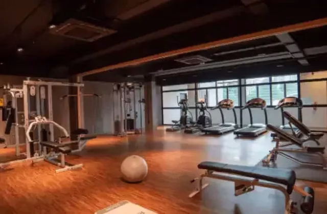整套出租 • 林厝港 • BOON LAY DRIVE (649934) • S$2700 • 服务式公寓 • 360ft² / 33m²