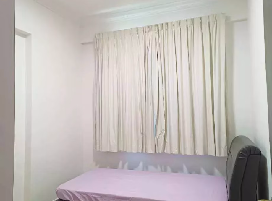 单间出租 • 巴耶利峇 •  Parc Oasis • S$1390 • 共管公寓 • 普通房 照片
