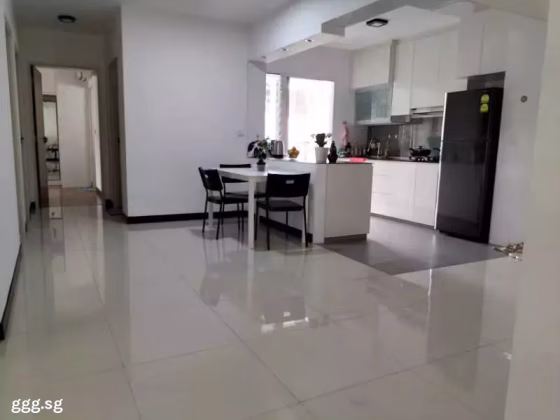 单间出租 • 盛港 • 286B Compassvale Crescent • S$550 • 4房(3臥室) • 床位出租 照片