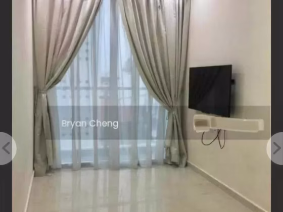 整套出租 • 欧南 •  Le Regal • S$2500 • 住宅公寓 • 365ft² / 33m² 照片