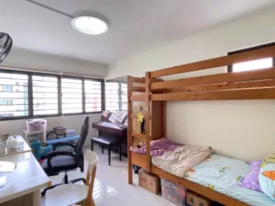 单间出租 • 梧槽 • 209 Yishun Street 21 • S$1200 • 3房(2臥室) • 普通房 照片