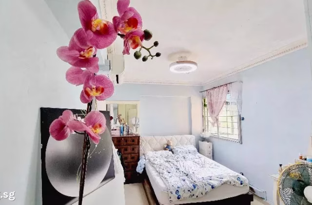 房屋出售 • 三巴旺 • 687B Woodlands Drive 75 • S$499000 • 3房(2臥室) • 1023ft² / 95m²