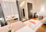 整套出租 • 金文泰 •  Eng Hoon Mansions • S$3000 • 住宅公寓 • 350ft² / 32m²