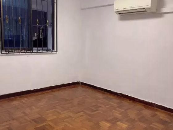 房屋出售 • 马林百列 • 159 Lorong 1 Toa Payoh • S$368000 • 4房(3臥室) • 740ft² / 68m² 照片