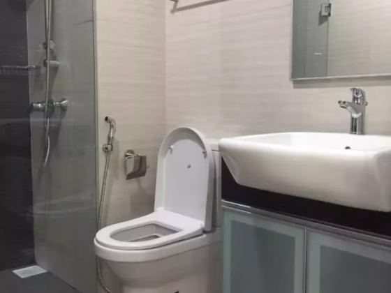 整套出租 • 欧南 •  Le Regal • S$2500 • 住宅公寓 • 365ft² / 33m² 照片