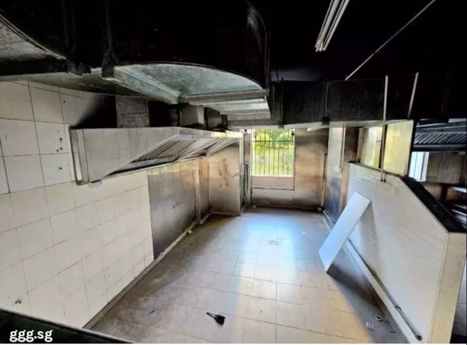 整套出租 • 金文泰 • 55 Lengkok Bahru • S$4000 • 店屋 • 172ft² / 15m² 照片