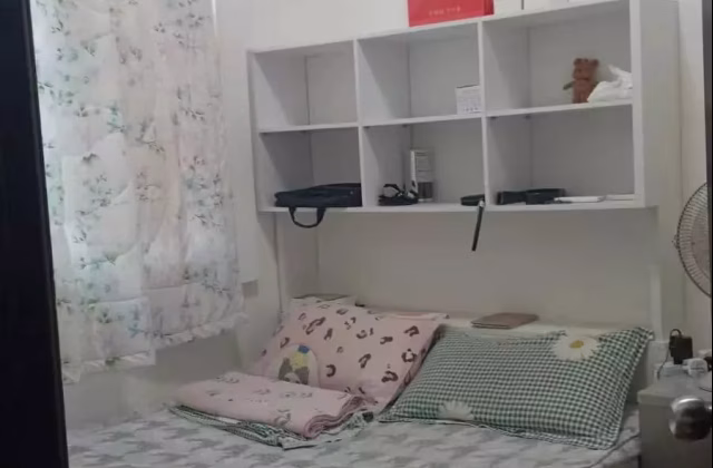 单间出租 • 欧南 •  Lorong 8 Geylang • S$950 • 住宅公寓 • 普通房