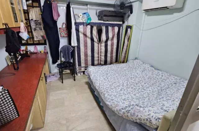 单间出租 • 宏茂桥 • 782 Pasir Ris Street 71 • S$1200 • 执行组屋 • 普通房