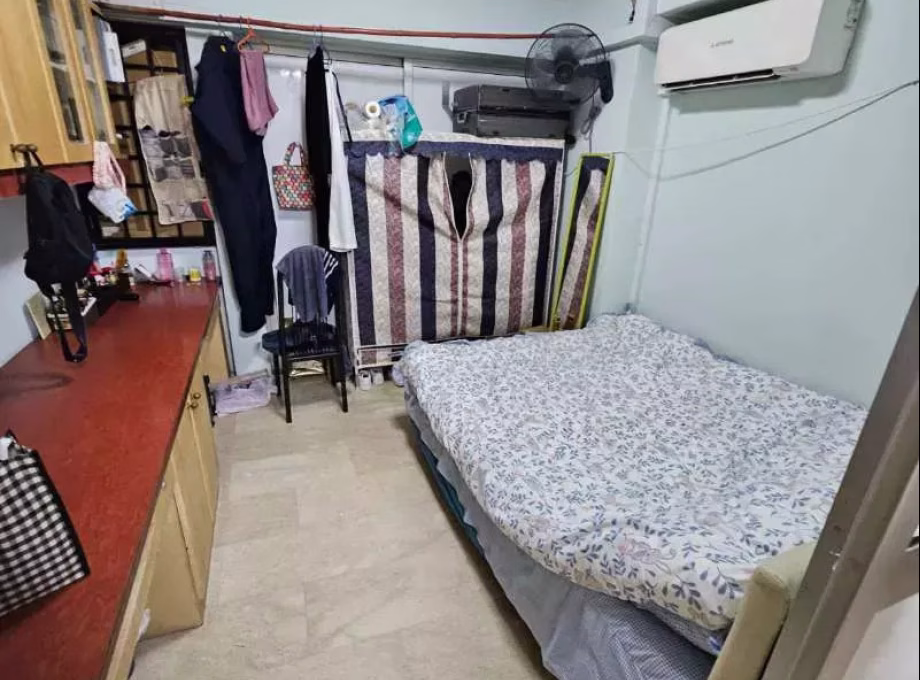 单间出租 • 宏茂桥 • 782 Pasir Ris Street 71 • S$1200 • 执行组屋 • 普通房 照片