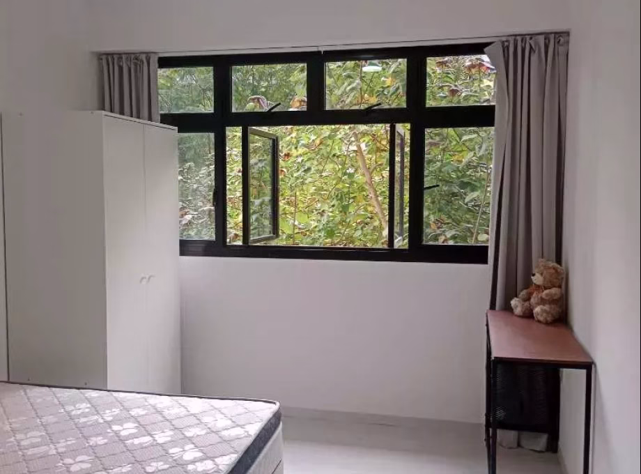 单间出租 • 碧山 • 471B Fernvale Street • S$850 • 4房(3臥室) • 普通房 照片