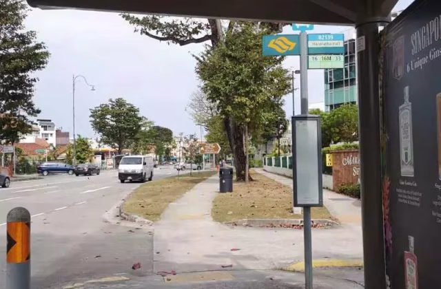 单间出租 • 新邦 • JOO CHIAT ROAD (427599) • S$450 • 边角排屋 • 床位出租