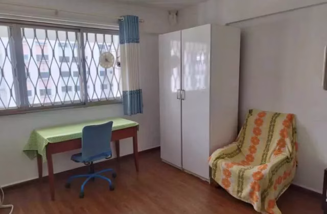 单间出租 • 林厝港 • 469 Jurong West Street 41 • S$1000 • 执行组屋 • 普通房
