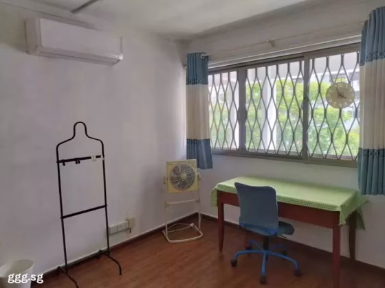 单间出租 • 林厝港 • 469 Jurong West Street 41 • S$1000 • 执行组屋 • 普通房 照片