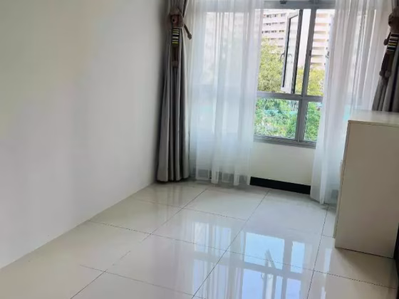 单间出租 • 红山 • 442D Fajar Road • S$1000 • 3房(2臥室) • 佣人房 照片