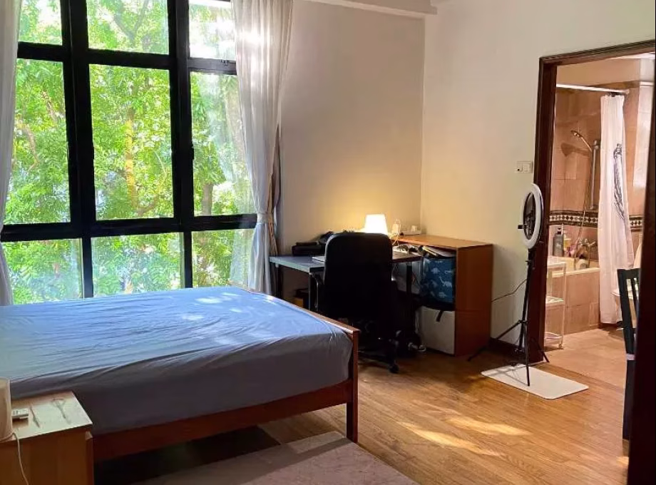 单间出租 • 蔡厝港 •  Dover Parkview • S$2500 • 住宅公寓 • 主人房 照片