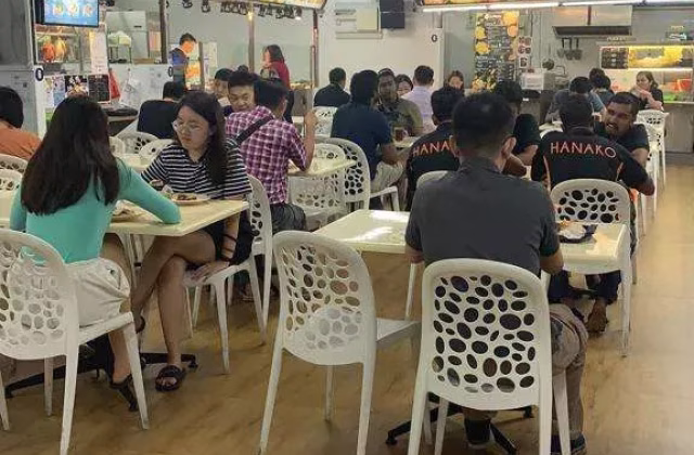 整套出租 • 三巴旺 • WOODLANDS CLOSE (737855) • S$1800 • 店屋 • 140ft² / 13m²