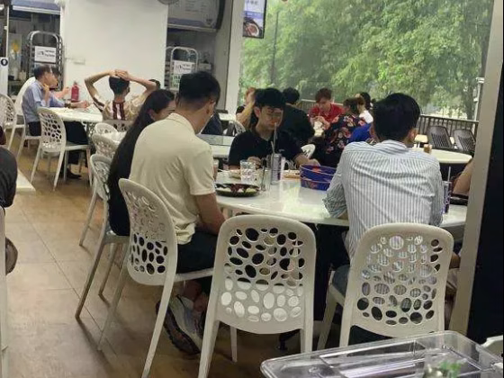 整套出租 • 三巴旺 • WOODLANDS CLOSE (737855) • S$1800 • 店屋 • 140ft² / 13m² 照片