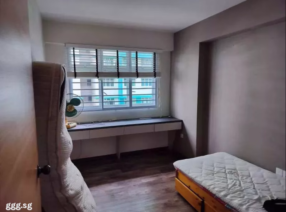 整套出租 • 梧槽 • 318A Yishun Avenue 9 • S$3900 • 4房(3臥室) • 990ft² / 91m² 照片