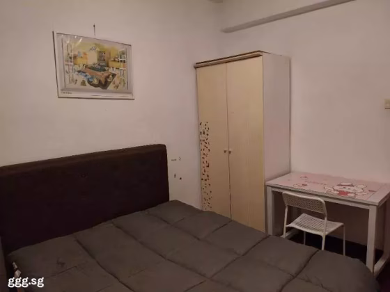 单间出租 • 林厝港 •  Lakepoint Condo • S$1100 • 共管公寓 • 普通房 照片