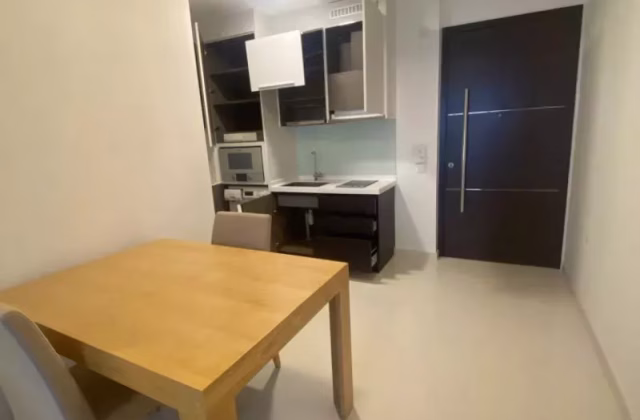 整套出租 • 淡滨尼 •  Eon Shenton • S$4300 • 共管公寓 • 581ft² / 53m²