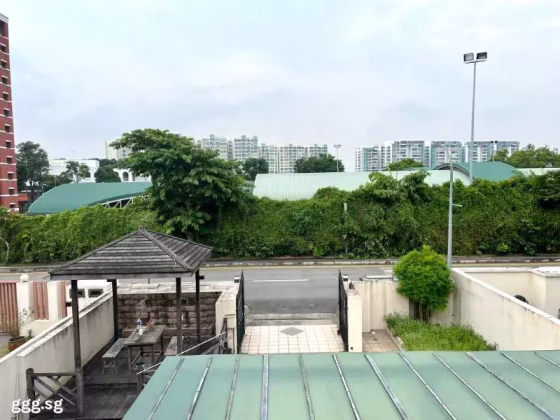 单间出租 • 新加坡河 •  Charlton Park • S$1380 • 聚落式排屋 • 普通房 照片