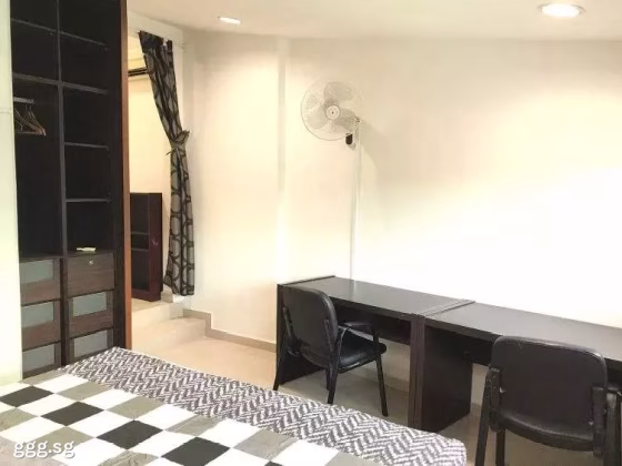 单间出租 • 新加坡河 •  Charlton Park • S$1380 • 聚落式排屋 • 普通房 照片
