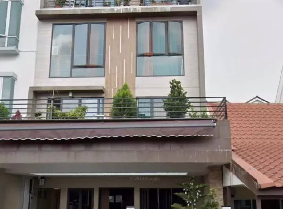 单间出租 • 新加坡河 • HENDRY CLOSE (549268) • S$1500 • 联排排屋 • 普通房 照片