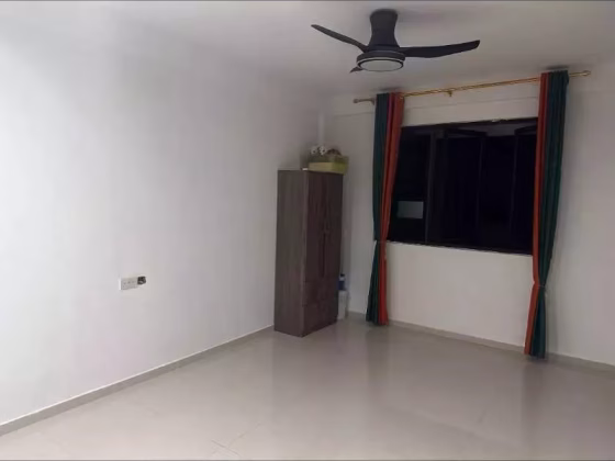 单间出租 • 新加坡河 • HENDRY CLOSE (549268) • S$1500 • 联排排屋 • 普通房 照片