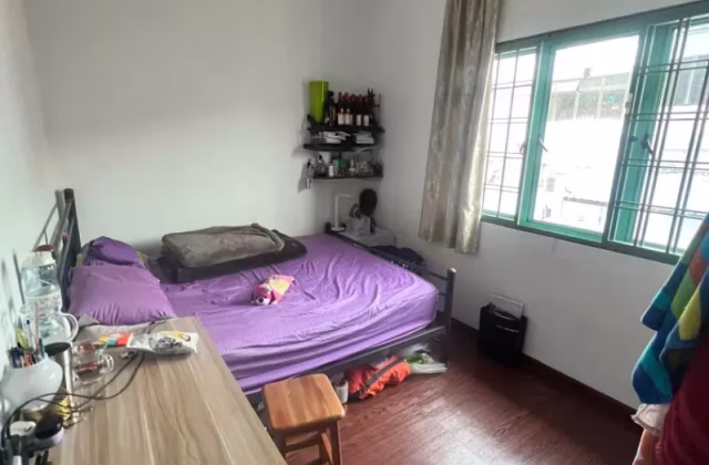 单间出租 • 欧南 •  Balmy Court • S$880 • 住宅公寓 • 普通房