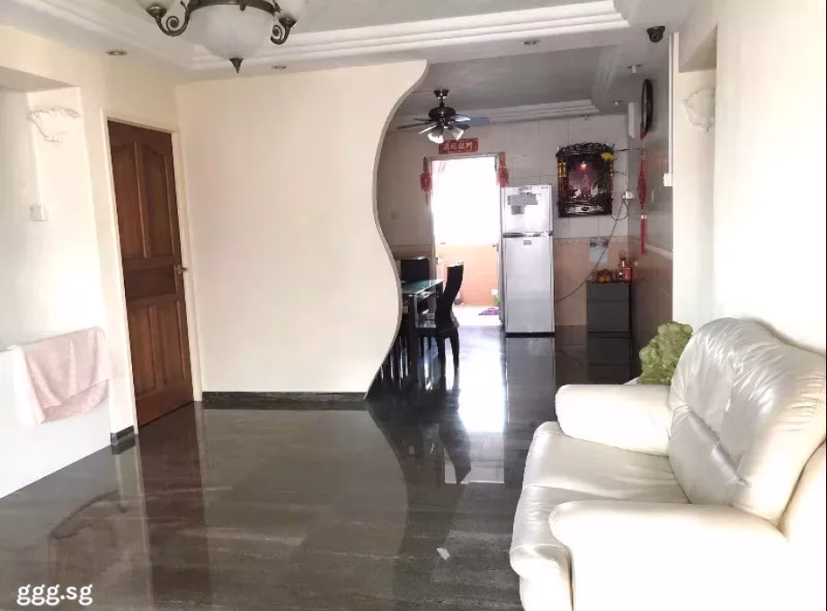 整套出租 • 芽笼 • 705 Choa Chu Kang Street 53 • S$3500 • 3房(2臥室) • 1227ft² / 113m² 照片