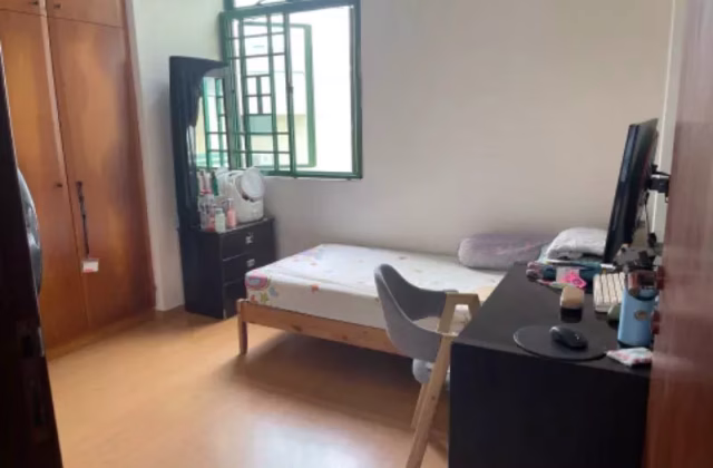 单间出租 • 诺维娜 •  Signature Park • S$1300 • 住宅公寓 • 普通房