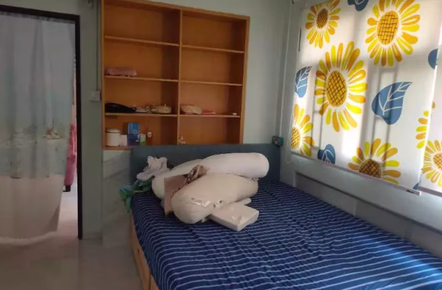 单间出租 • 宏茂桥 • 751 Pasir Ris Street 71 • S$900 • 4房(3臥室) • 普通房