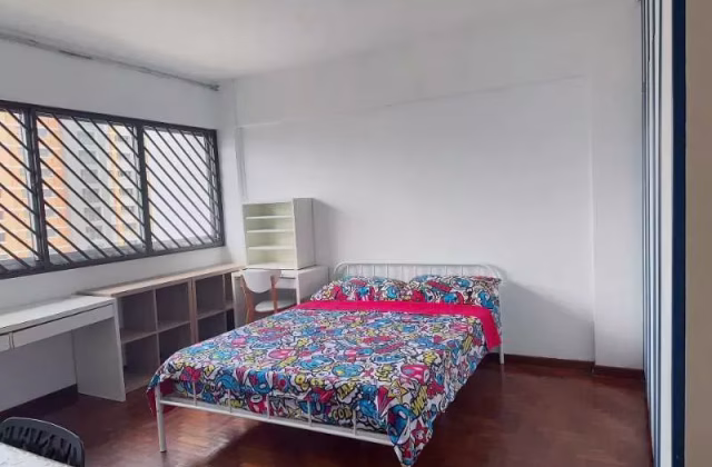 单间出租 • 西部集水区 • 863 Tampines Street 83 • S$1500 • 执行组屋 • 主人房