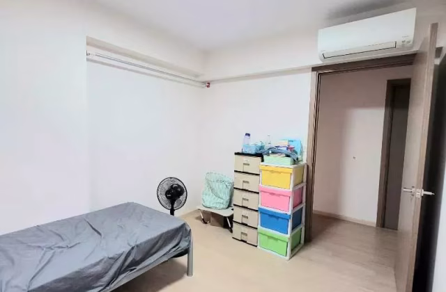 单间出租 • 武吉巴督 • 450C Bukit Batok West Avenue 6 • S$900 • 3房(2臥室) • 普通房