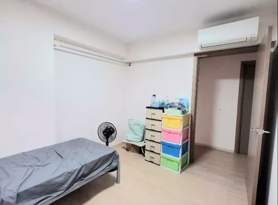 单间出租 • 武吉巴督 • 450C Bukit Batok West Avenue 6 • S$900 • 3房(2臥室) • 普通房 照片