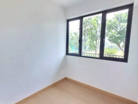 整套出租 • 西部集水区 •  Treasure At Tampines • S$3700 • 共管公寓 • 581ft² / 53m² 照片