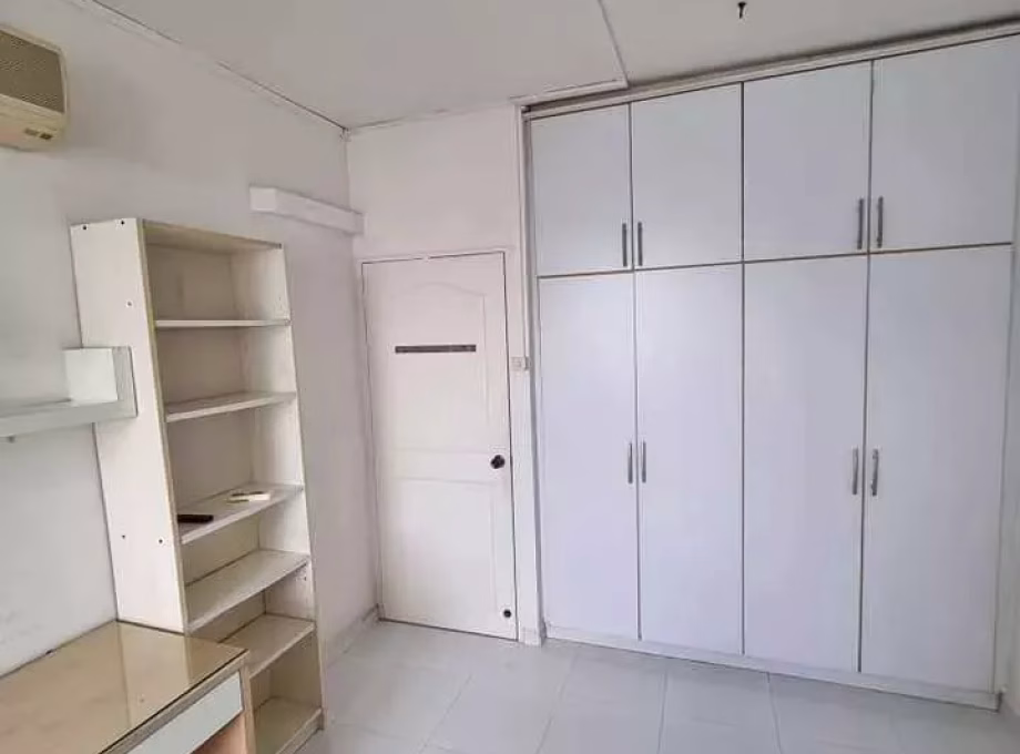 单间出租 • 市中心 • 144 Bishan Street 12 • S$1400 • 4房(3臥室) • 普通房 照片