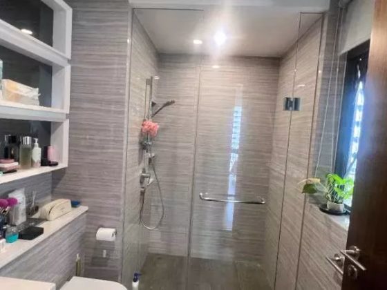 单间出租 • 碧山 •  Riverbank At Fernvale • S$1000 • 住宅公寓 • 普通房 照片