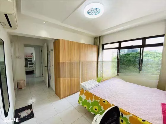 单间出租 • 金文泰 • 2A Boon Tiong Road • S$1600 • 3房(2臥室) • 主人房 照片