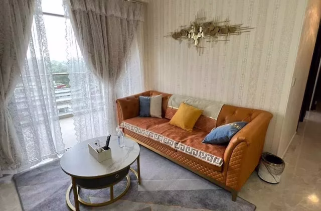 整套出租 • 市中心 •  Jadescape • S$5800 • 共管公寓 • 904ft² / 83m²